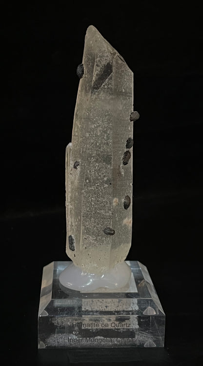 HEMATITE ON QUARTZ, China IHQ014