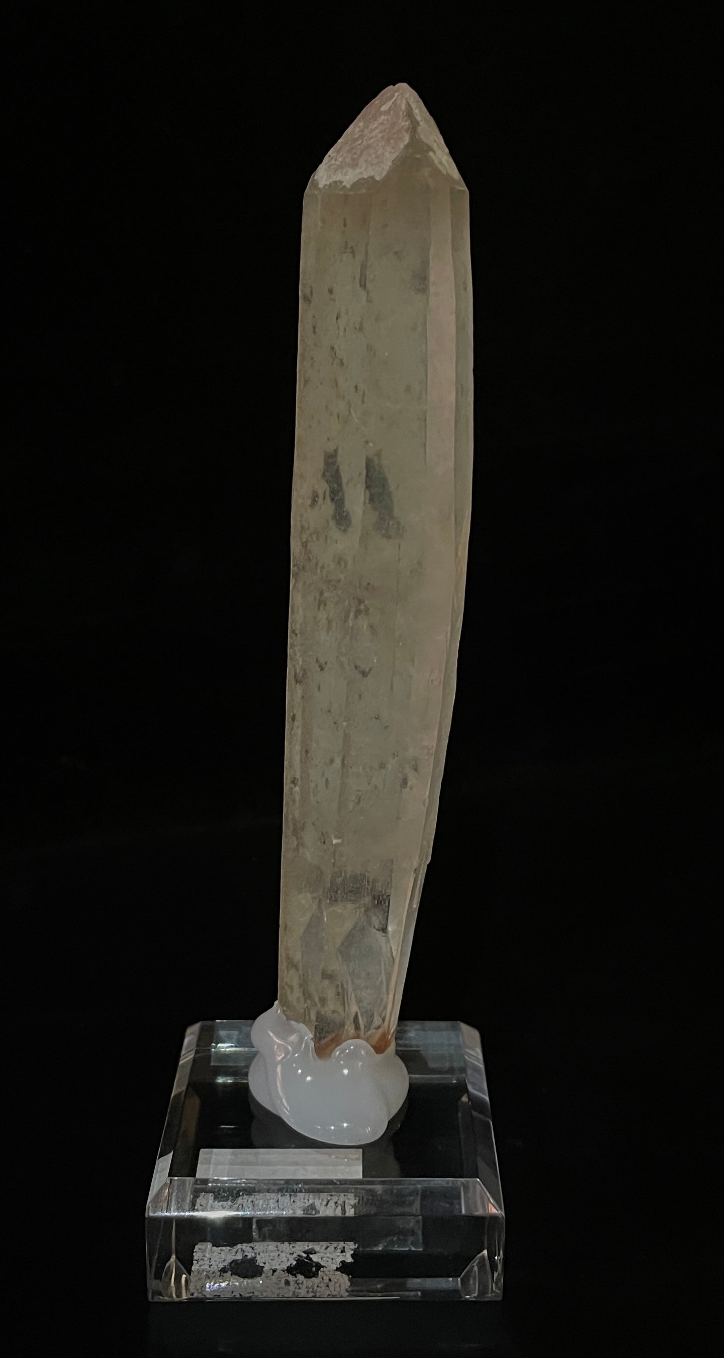 HEMATITE ON QUARTZ, China IHQ016