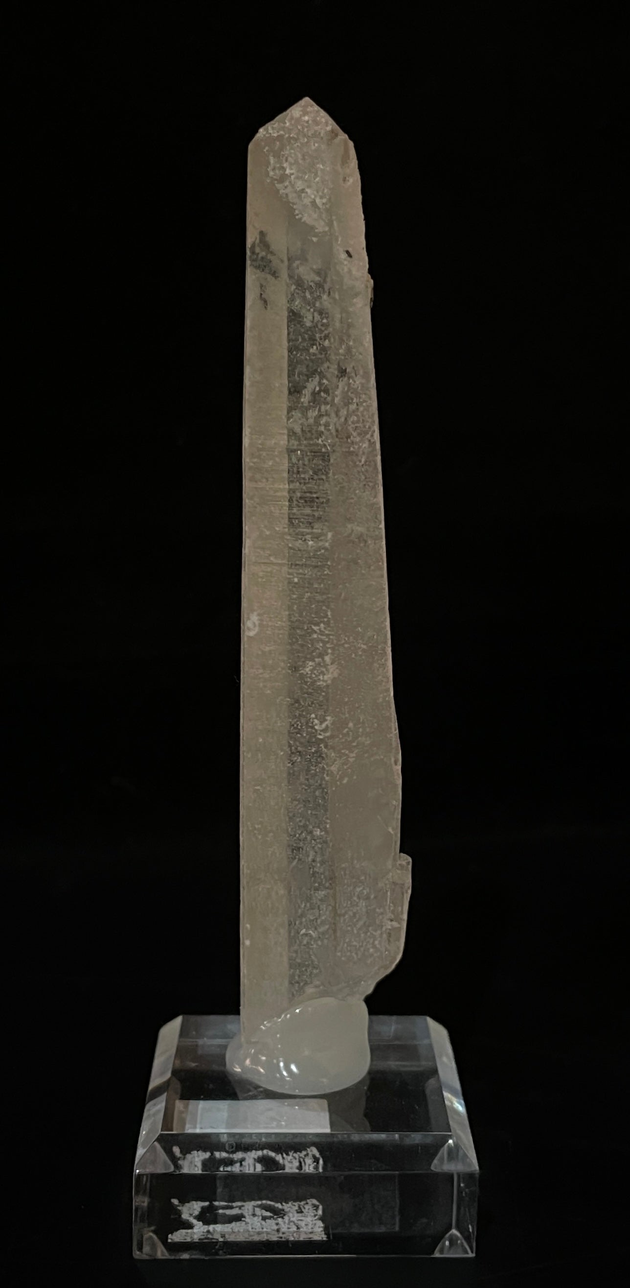 HEMATITE ON QUARTZ, China IHQ017