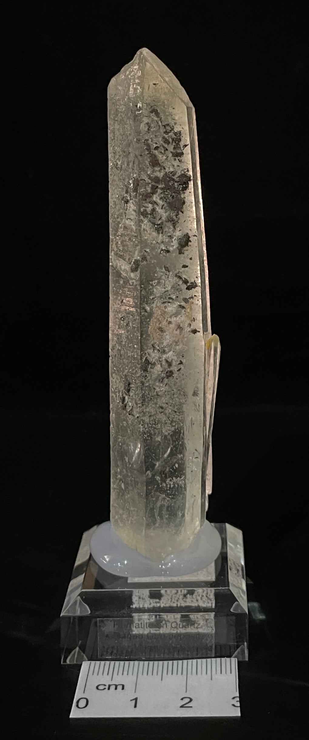 HEMATITE ON QUARTZ, China IHQ018