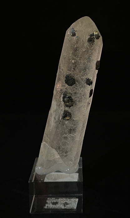 HEMATITE ON QUARTZ, China IHQ021