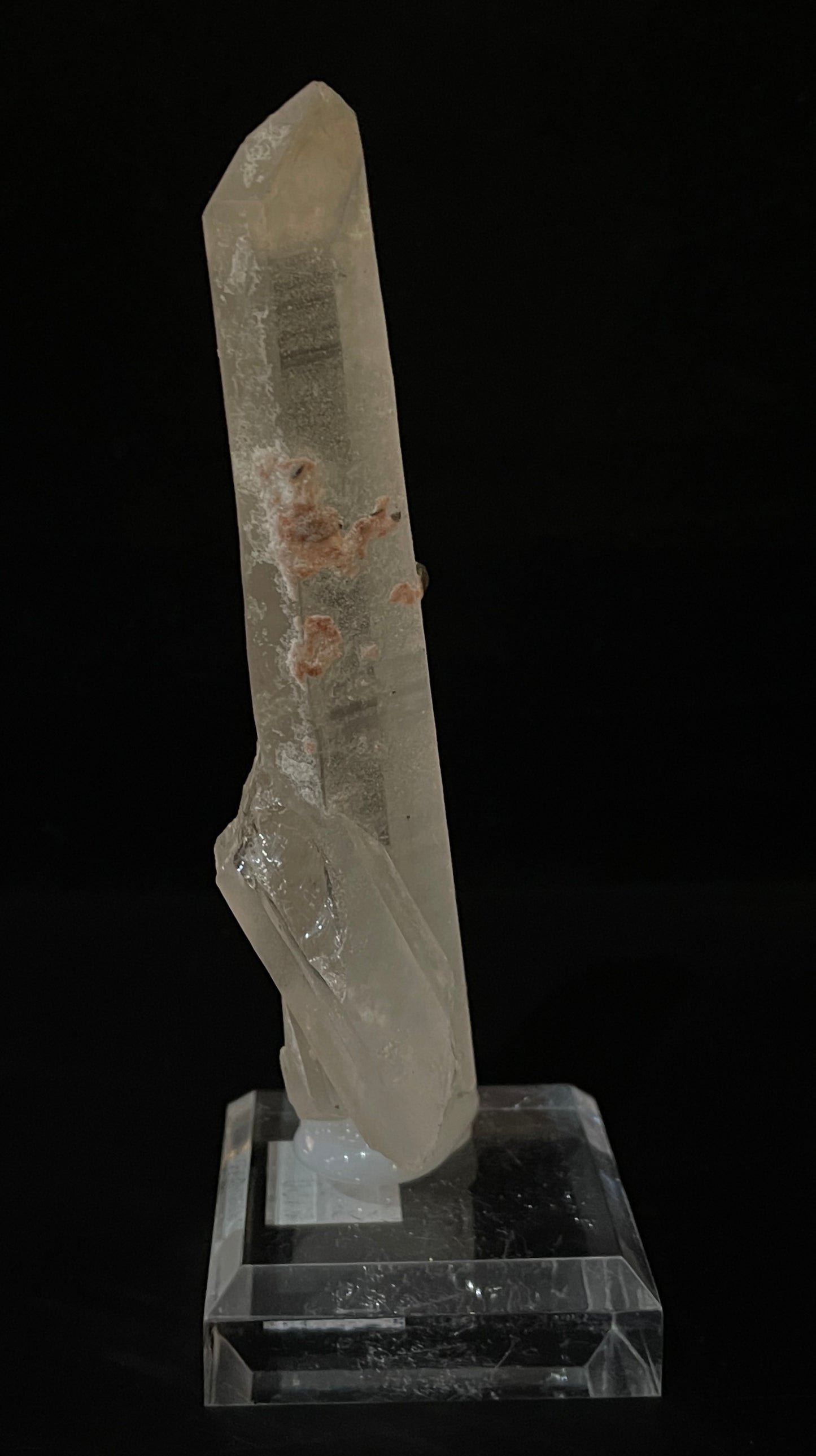 HEMATITE ON QUARTZ, China IHQ023