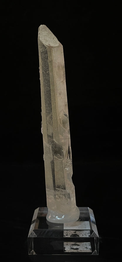 HEMATITE ON QUARTZ, China IHQ025