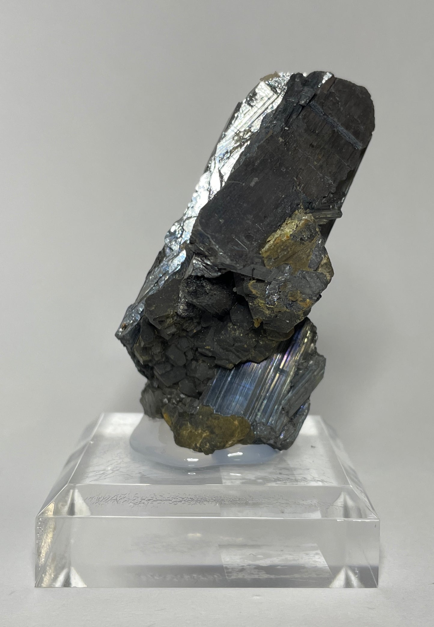 STIBNITE, China IST028