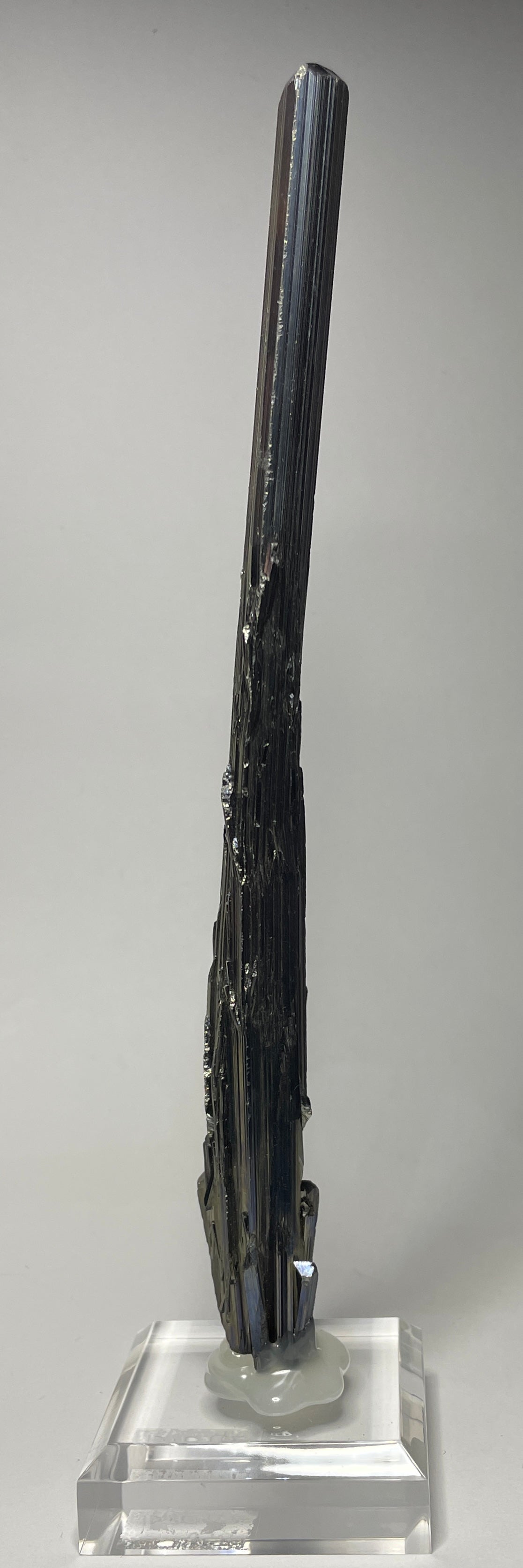 STIBNITE, China IST042