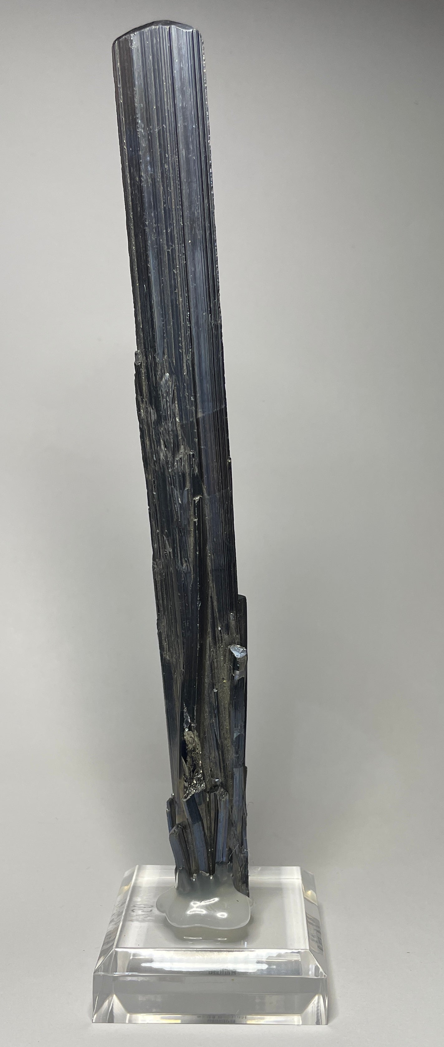 STIBNITE, China IST042