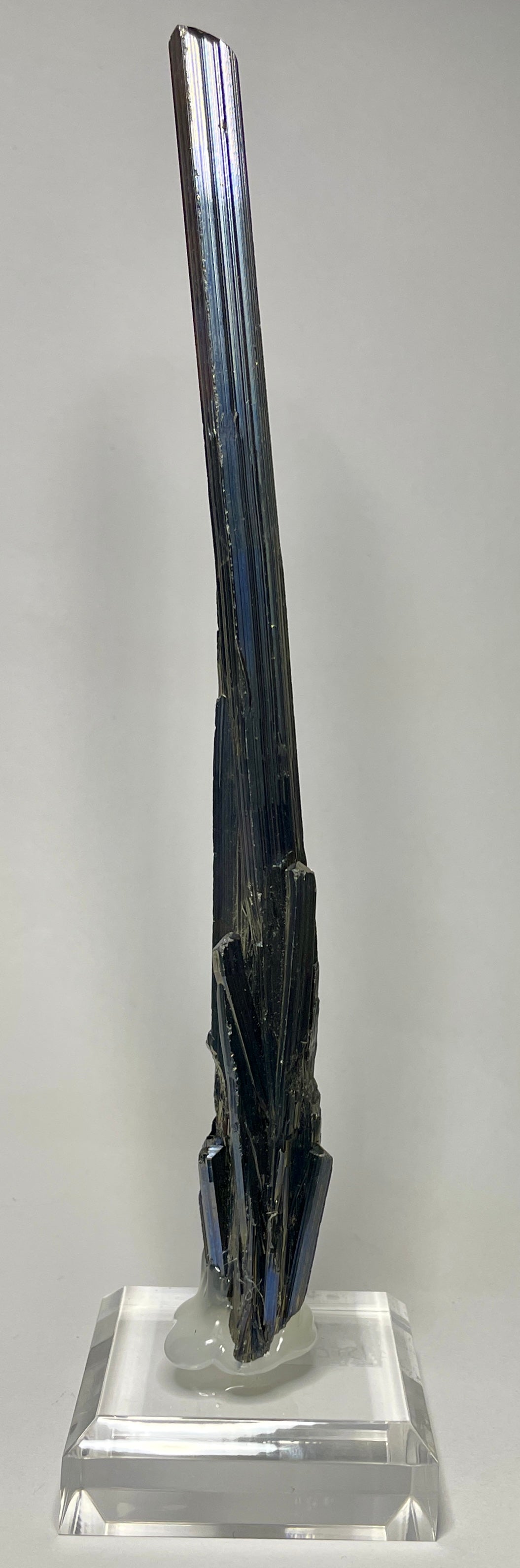 STIBNITE, China IST042