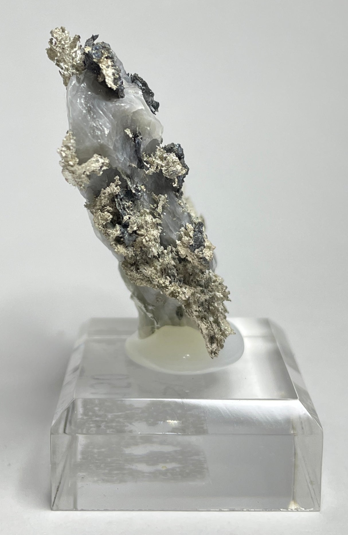 SILVER ON CALCITE, Morocco ISI023