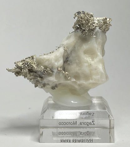 SILVER ON CALCITE, Morocco ISI034