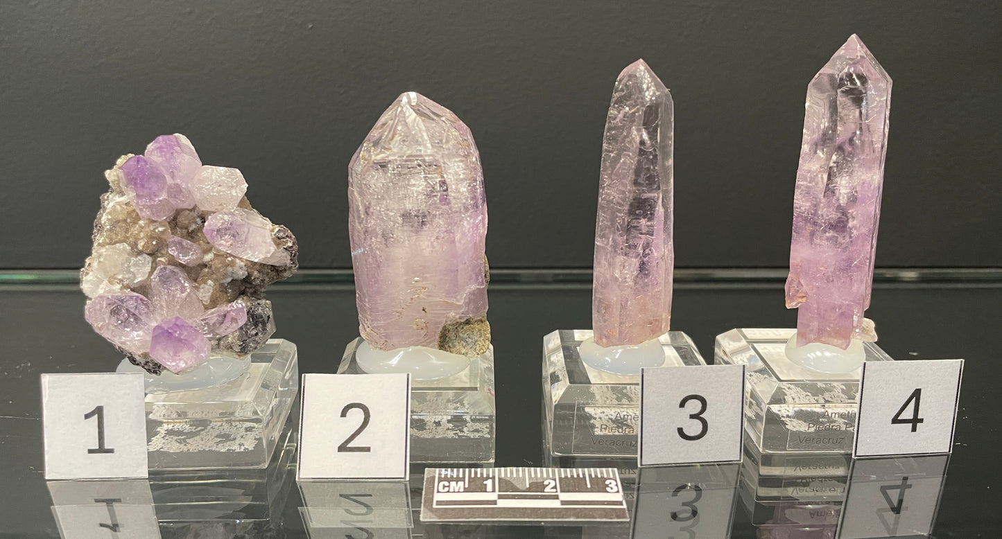 VERA CRUZ AMETHYST, Mexico IVA031-34
