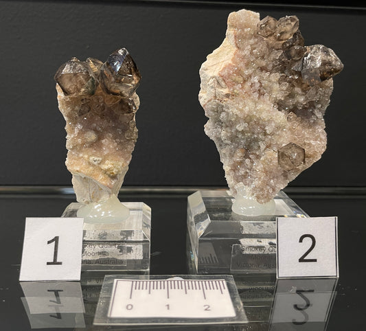 SMOKY QUARTZ, Australia ISQ009-10