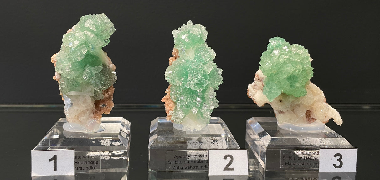 GREEN APOPHYLLITE, STILBITE AND HEULANDITE, India, IGR009-11