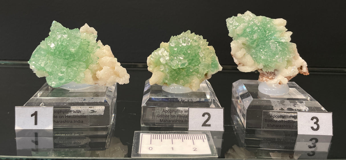 GREEN APOPHYLLITE, STILBITE AND HEULANDITE, India, IGR012-14