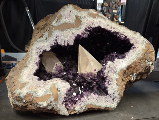 AMETHYST & CALCITE GEODE Brazil RBAG1