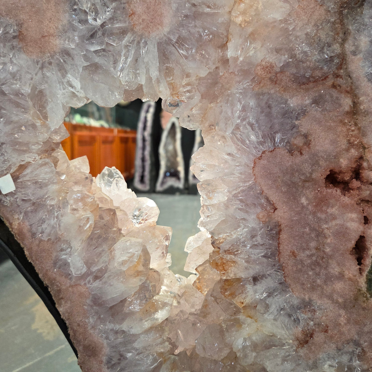PINK AMETHYST ON STAND Brazil RBPAS1