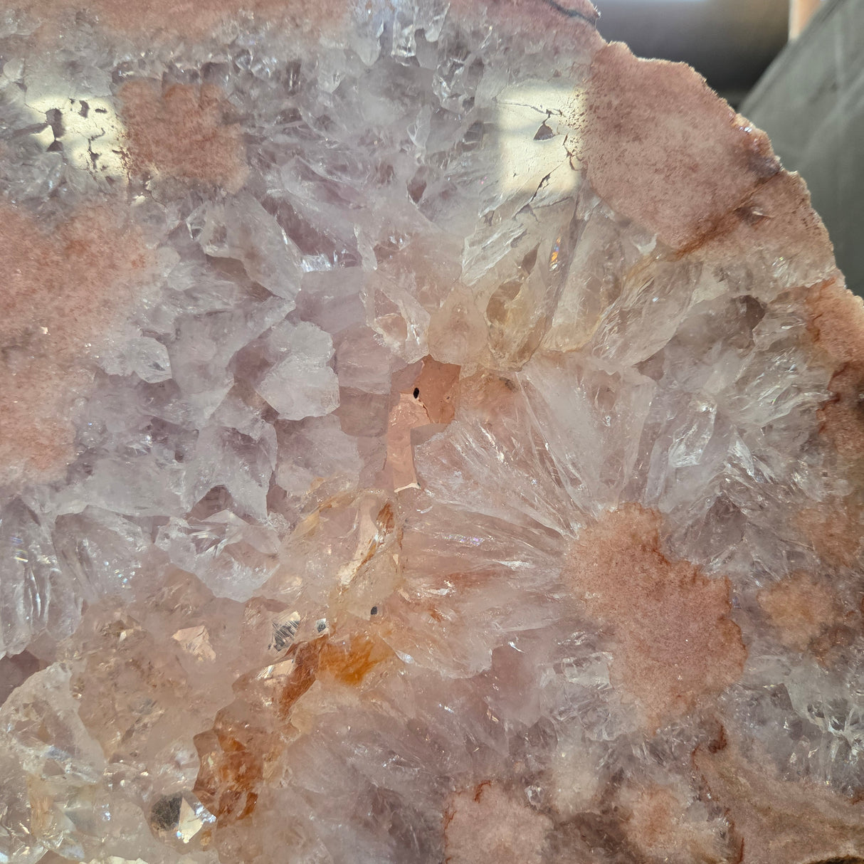 PINK AMETHYST ON STAND Brazil RBPAS1