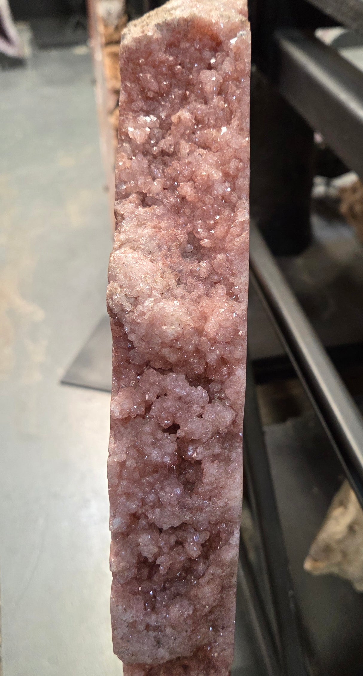 PINK AMETHYST ON STAND Brazil RBPAS1