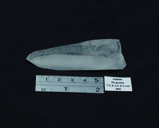 QUARTZ NATURAL CRYSTAL POINT GQ040