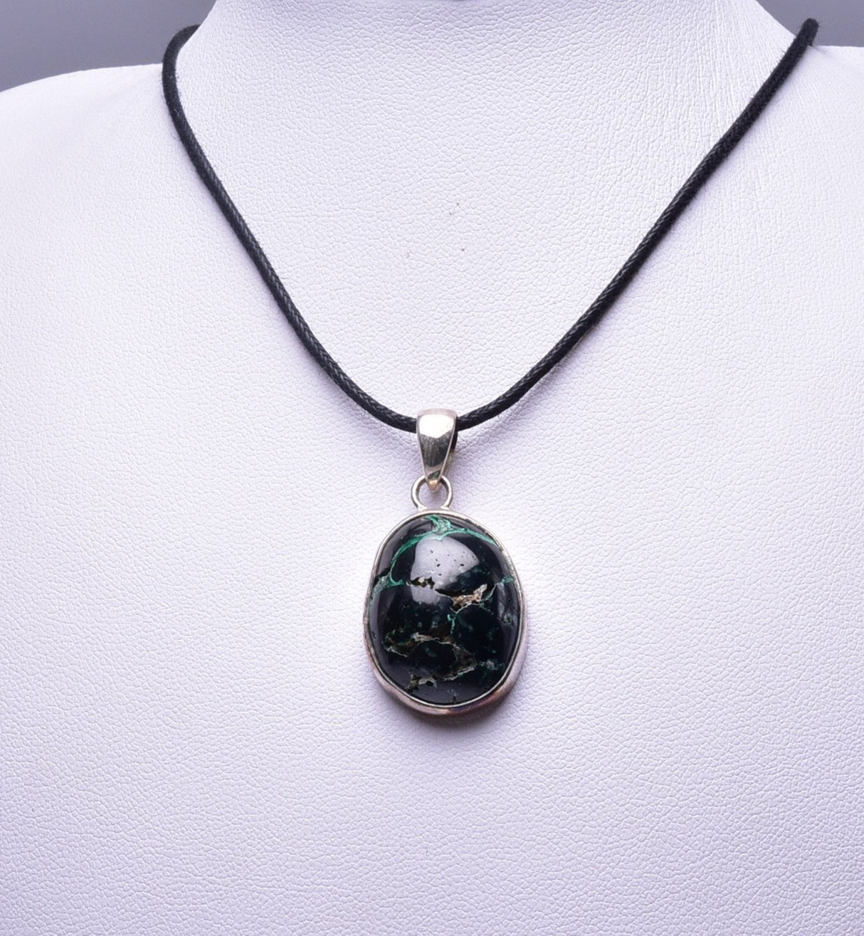 MALACHITE PENDANT in Sterling Silver J28