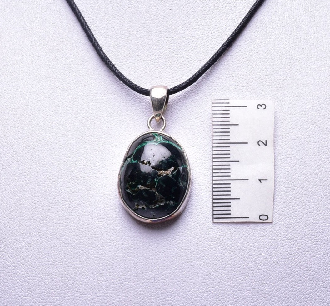 MALACHITE PENDANT in Sterling Silver J28