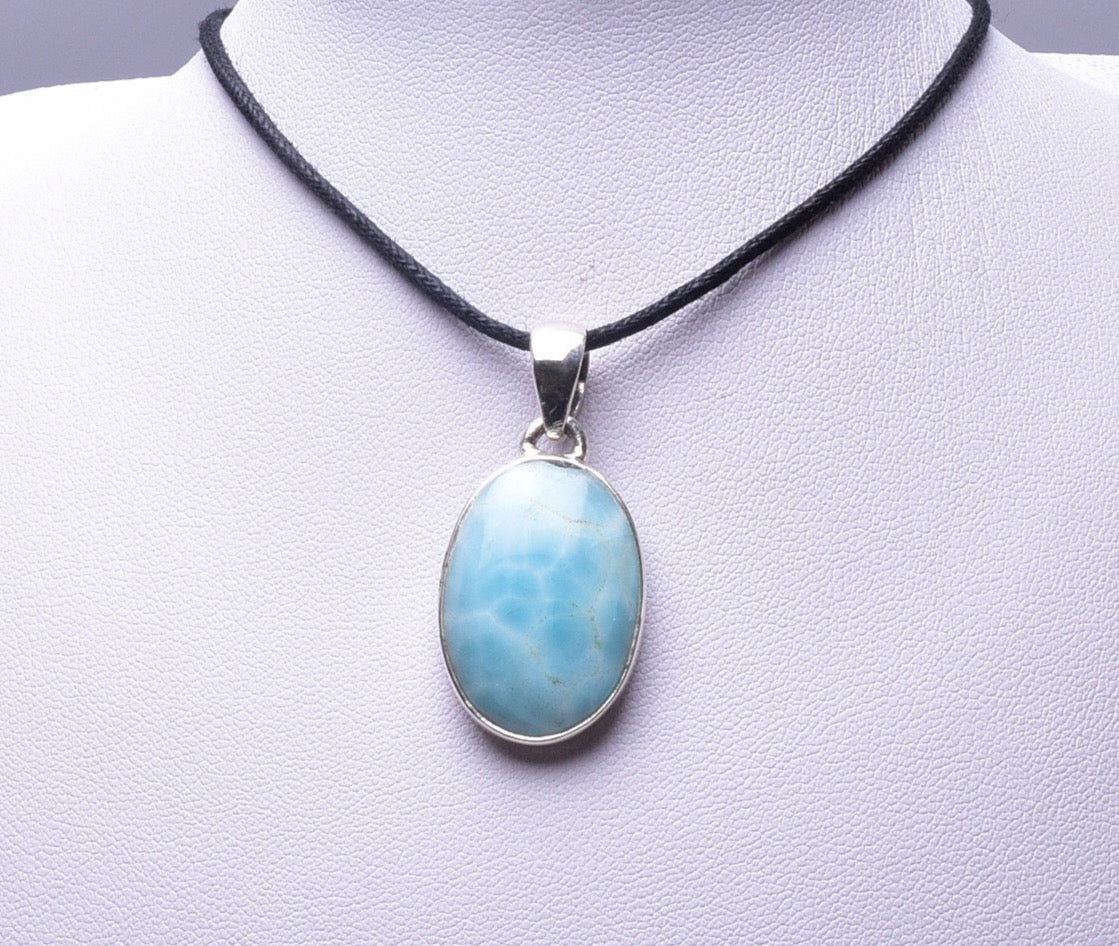 LARIMAR PENDENT set IN STERLING SILVER J20