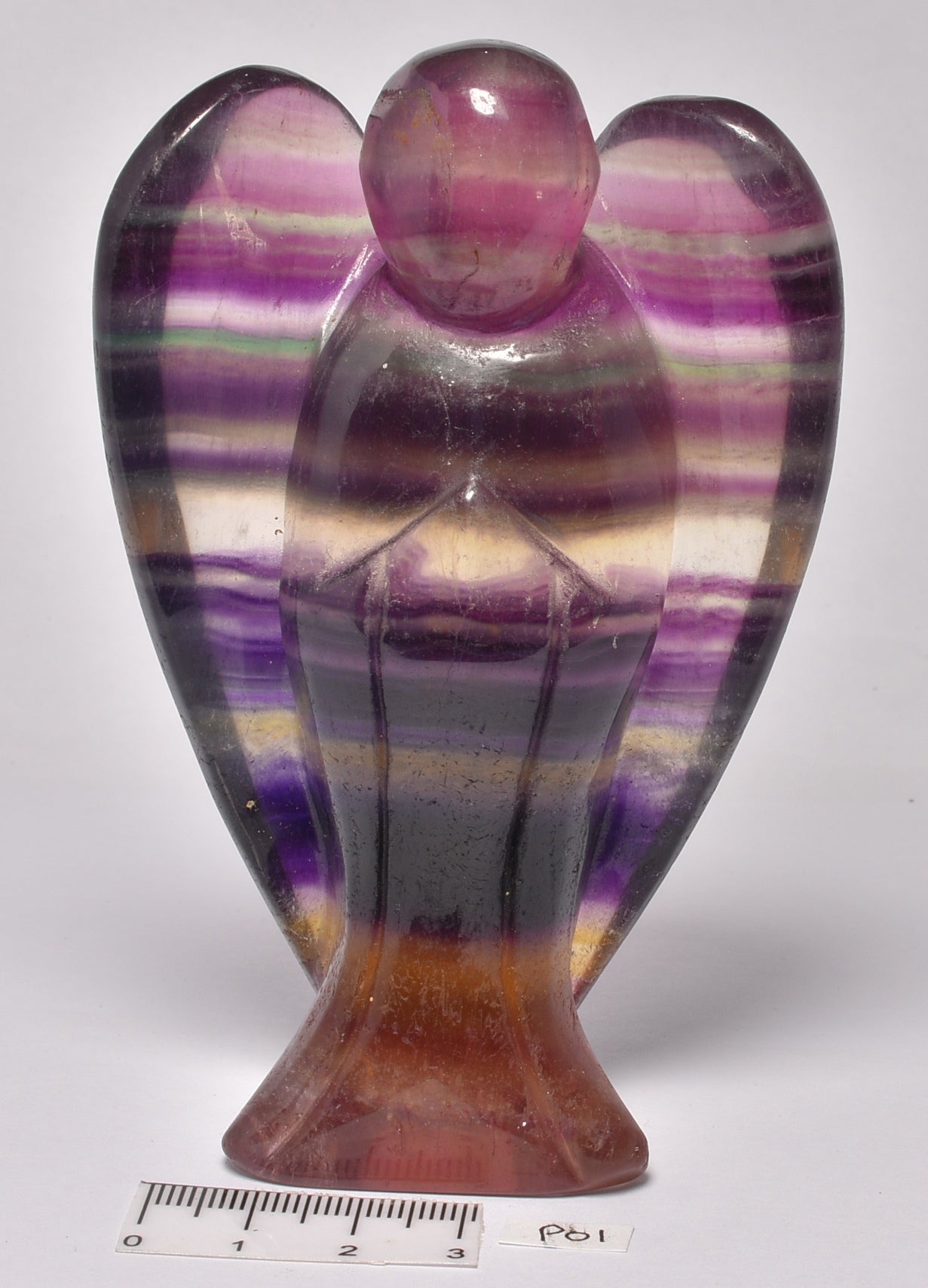FLUORITE ANGEL CARVING 11 CM P01