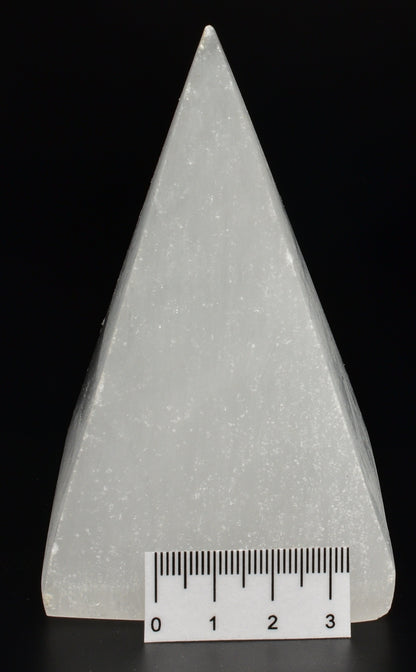 SELENITE PYRAMID 10 cm SE19