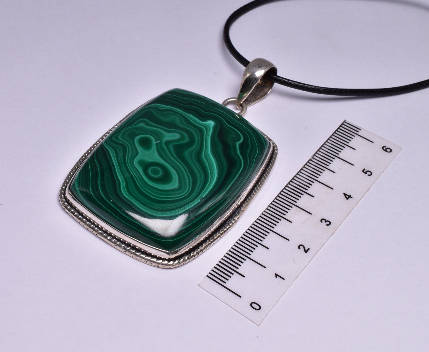 MALACHITE PENDANT J150