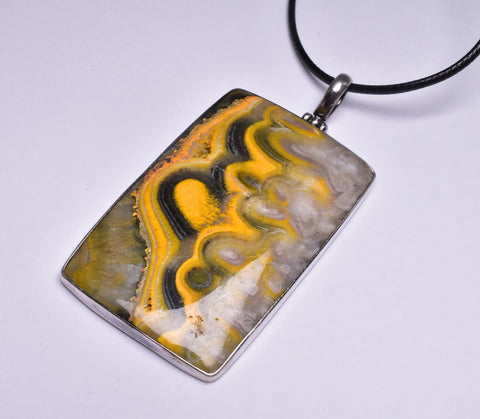 BUMBLEBEE JASPER PENDANT J166