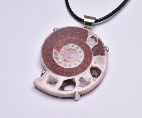 AMMONITE PENDANT WITH CALCITE INCLUSIONS J169