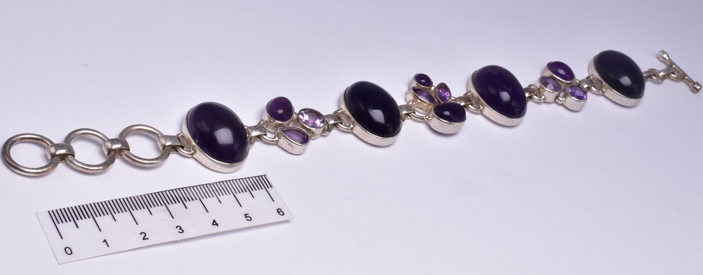 AMETHYST BRACELET J183