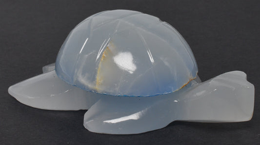 DYED ONYX TURTLE CARVING P666