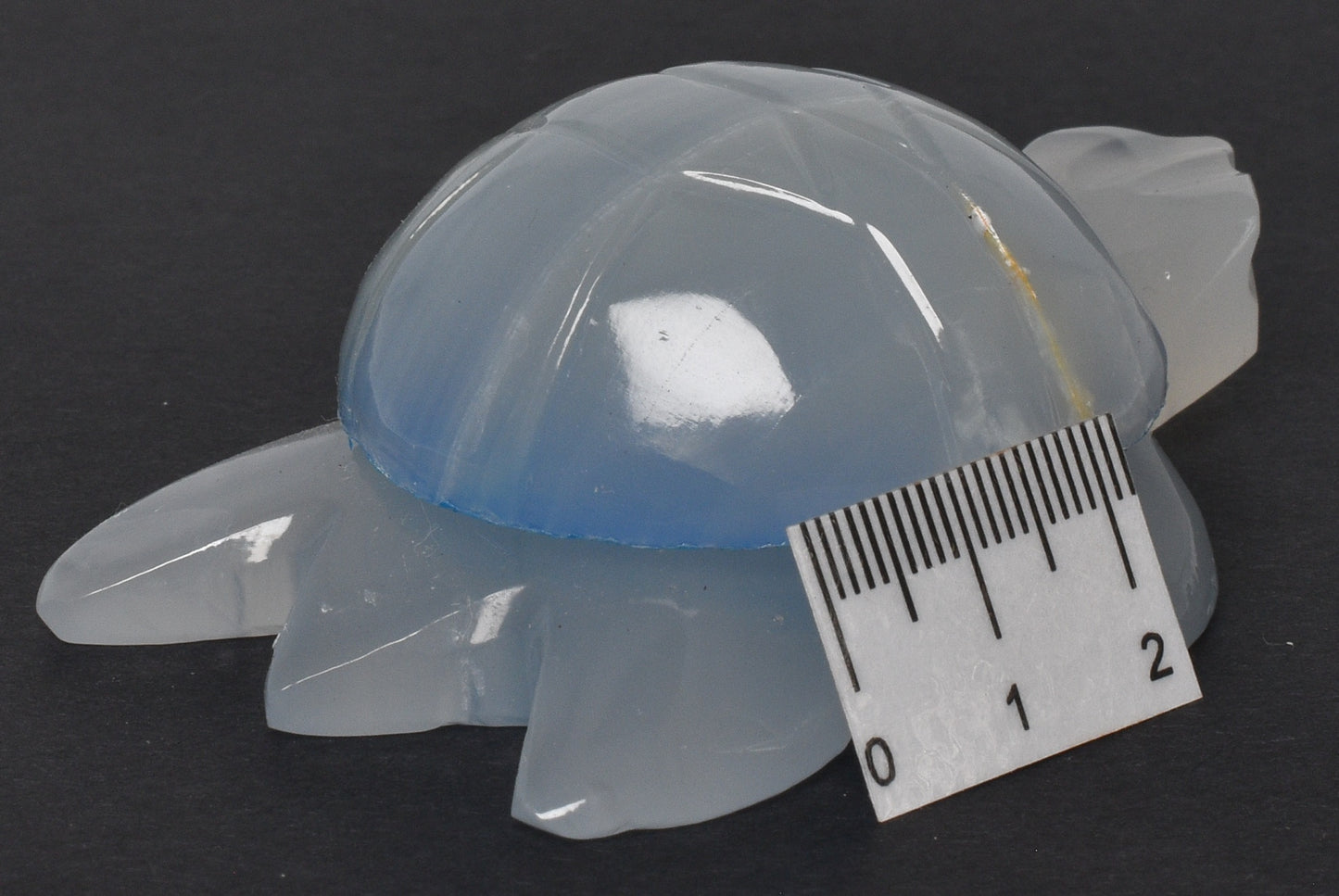 DYED ONYX TURTLE CARVING P666