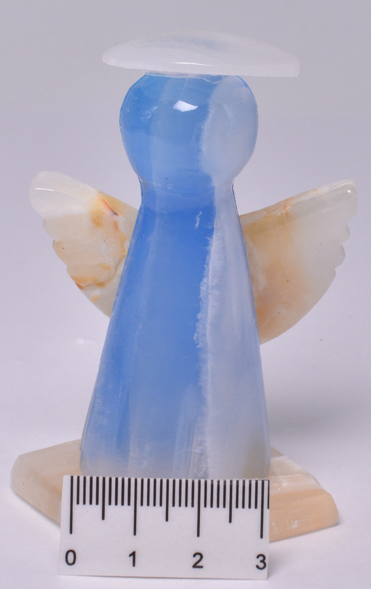 DYED ONYX ANGEL CARVING 7.5 cm P901