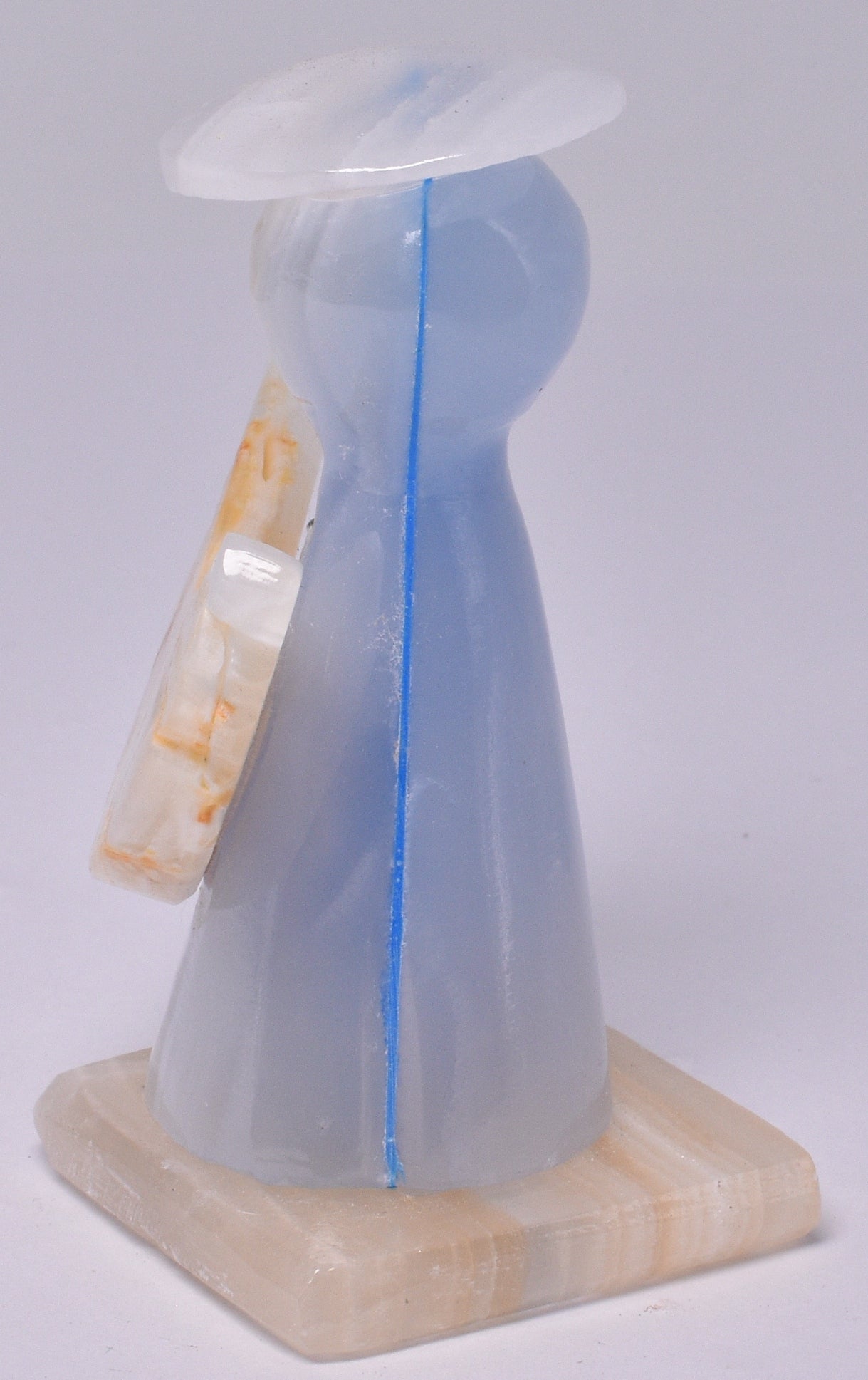 DYED ONYX ANGEL CARVING 7.5 cm P901