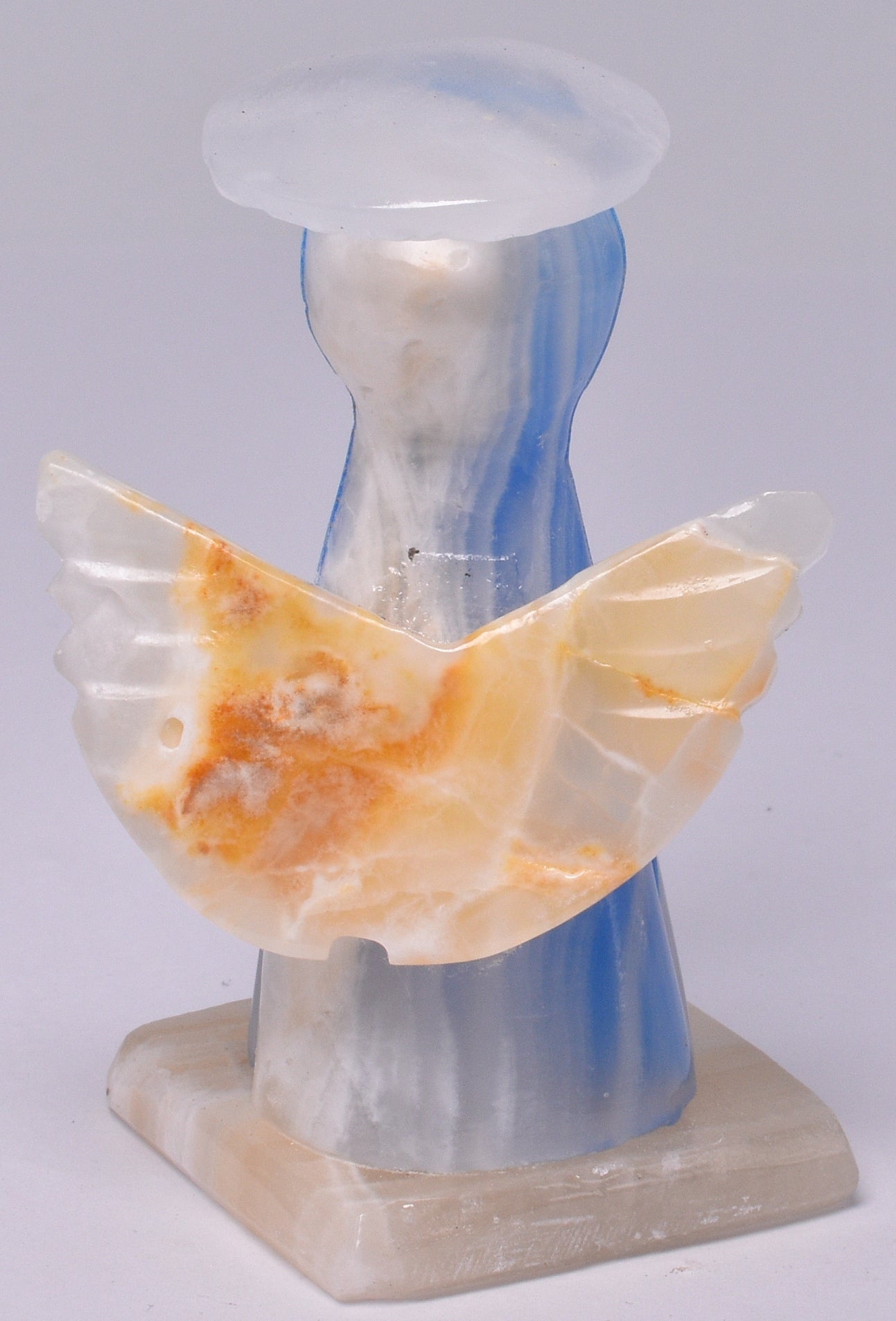 DYED ONYX ANGEL CARVING 7.5 cm P901