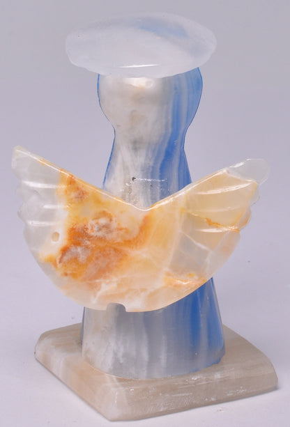 DYED ONYX ANGEL CARVING 7.5 cm P901