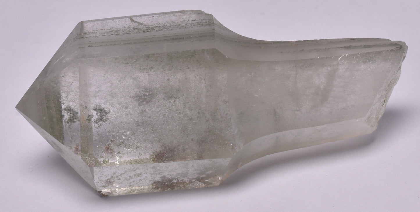 CHLORITE GREEN QUARTZ SCEPTER POINT P964