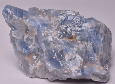 BLUE CALCITE CRYSTAL IN NATURAL FORM R04