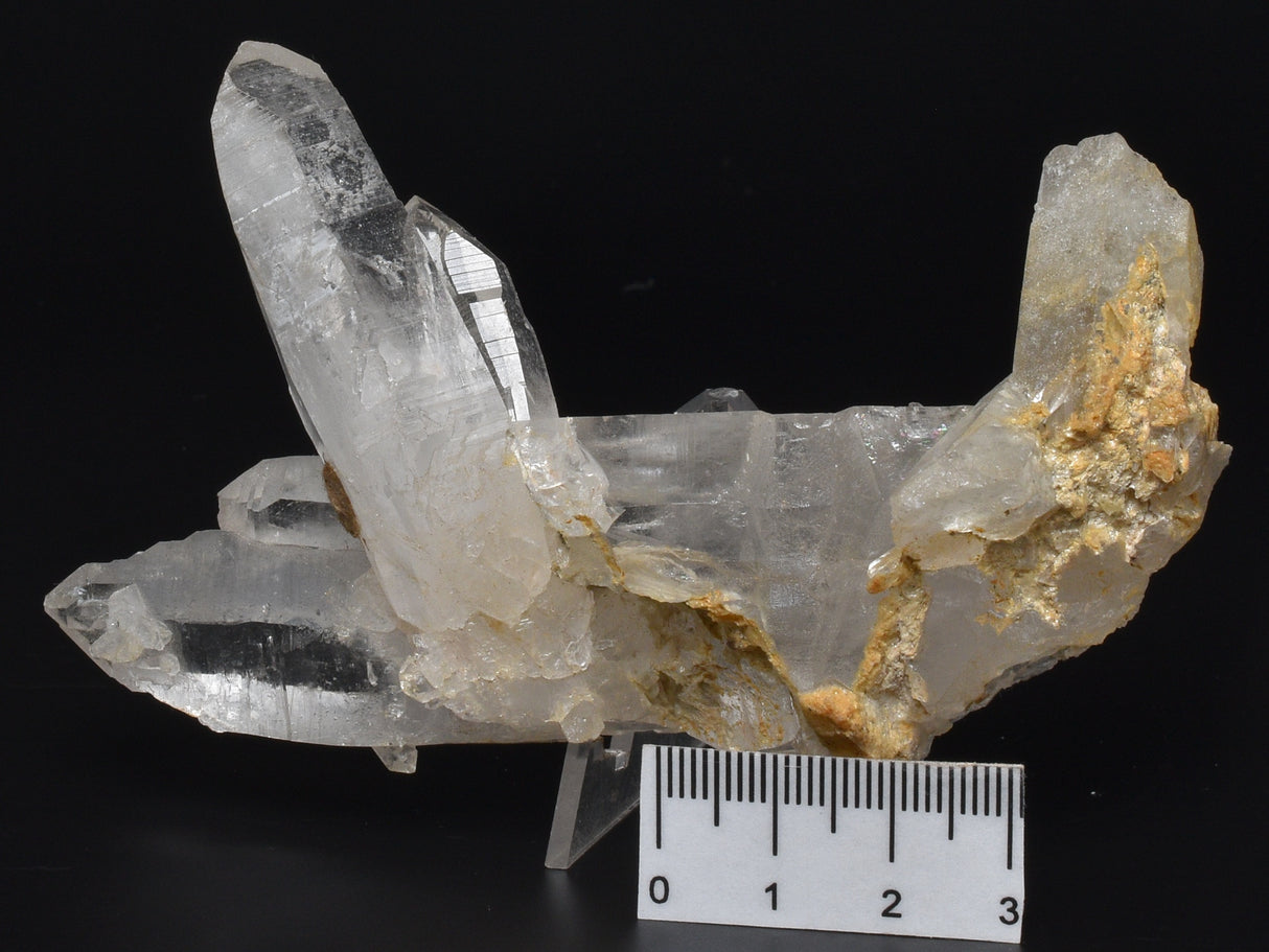 QUARTZ NATURAL CRYSTAL CLUSTER P785
