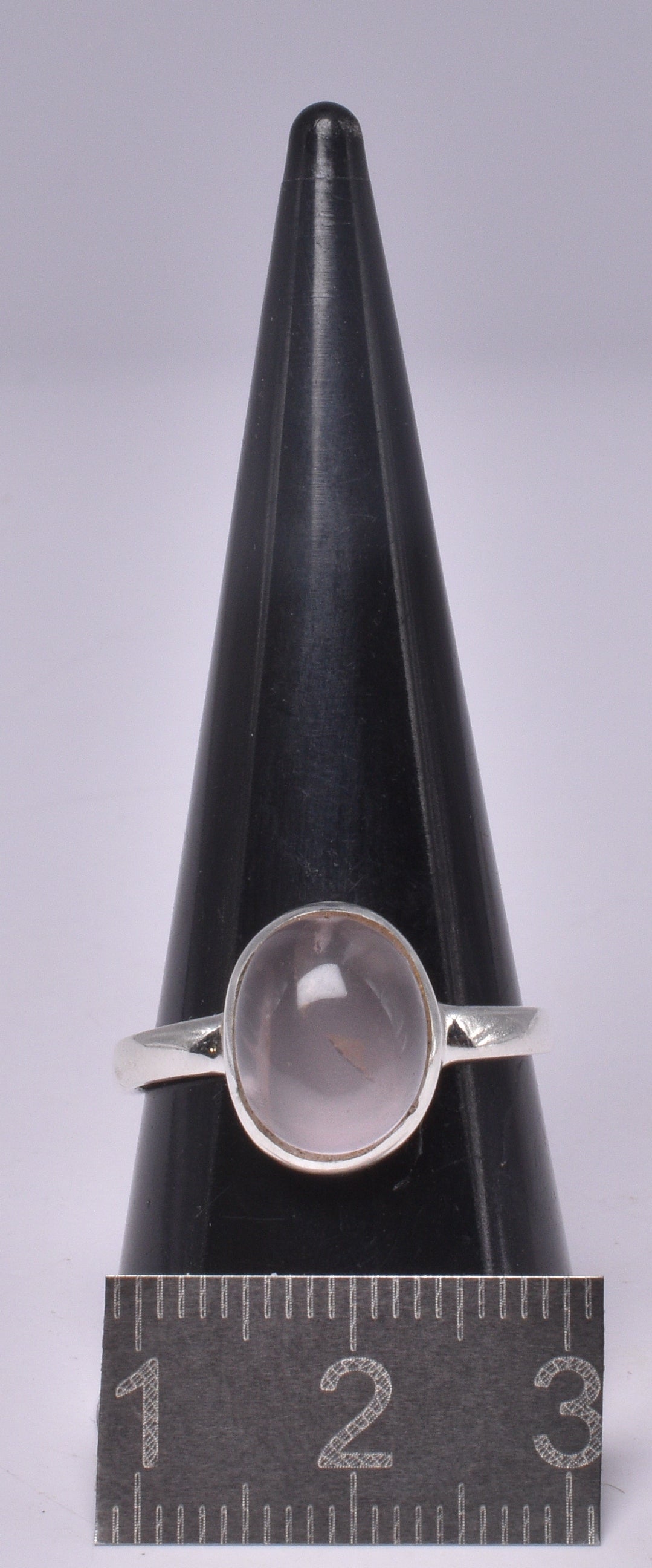 ROSE QUARTZ RING set in STERLING SILVER, S/9.5 J194