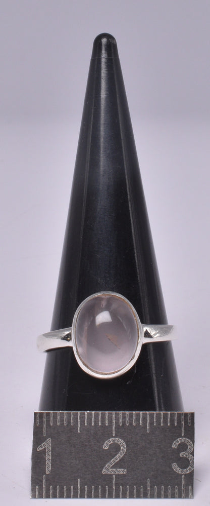 ROSE QUARTZ RING set in STERLING SILVER, S/9.5 J194