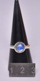 MOONSTONE RING set in STERLING SILVER, SIZE P/8 J205