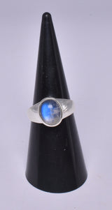 MOONSTONE RING set in STERLING SILVER, SIZE L/6 J207