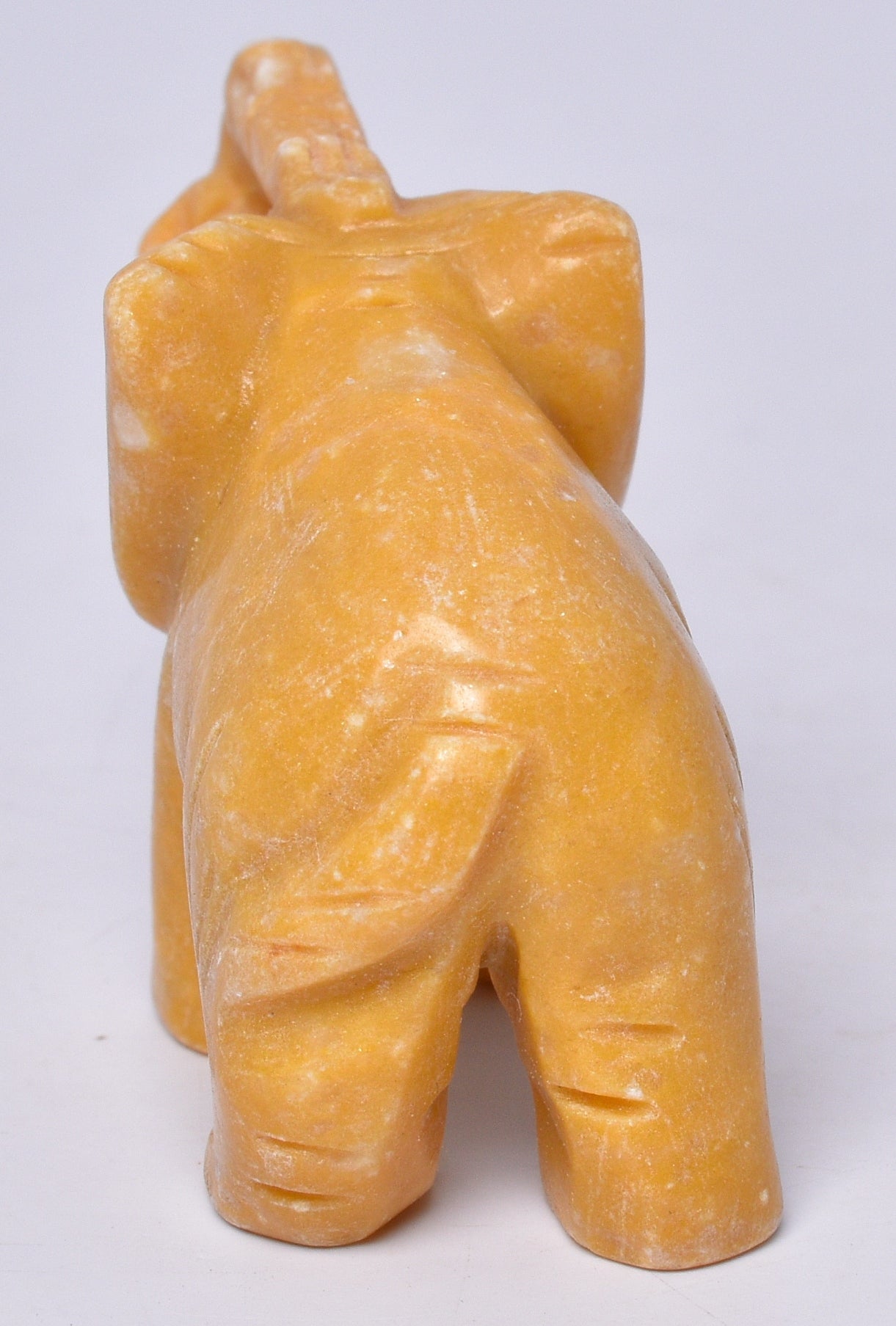JASPER CRYSTAL ELEPHANT CARVING P824