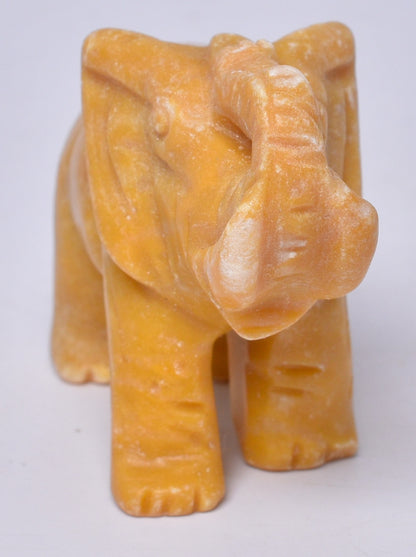 JASPER CRYSTAL ELEPHANT CARVING P824