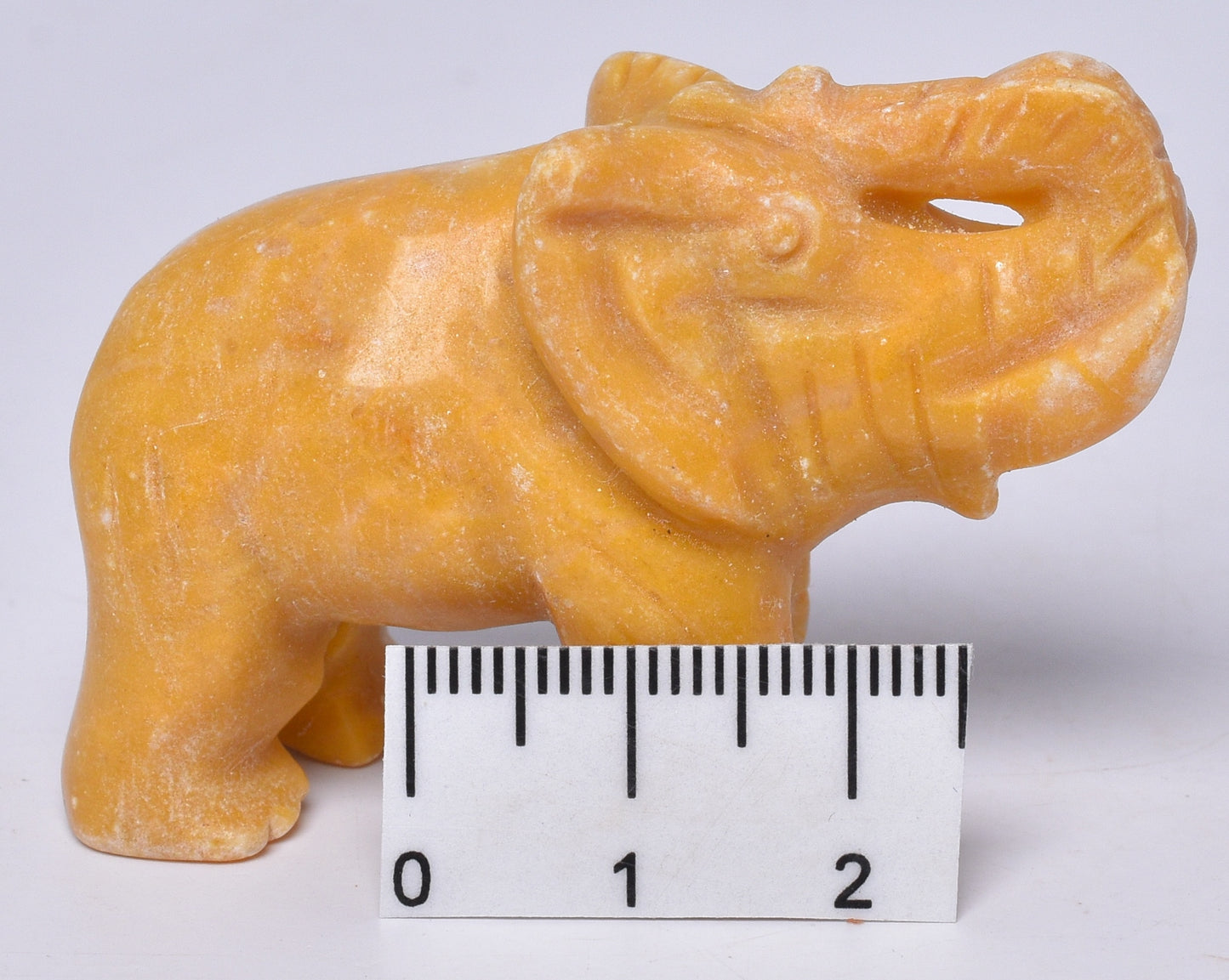 JASPER CRYSTAL ELEPHANT CARVING P824