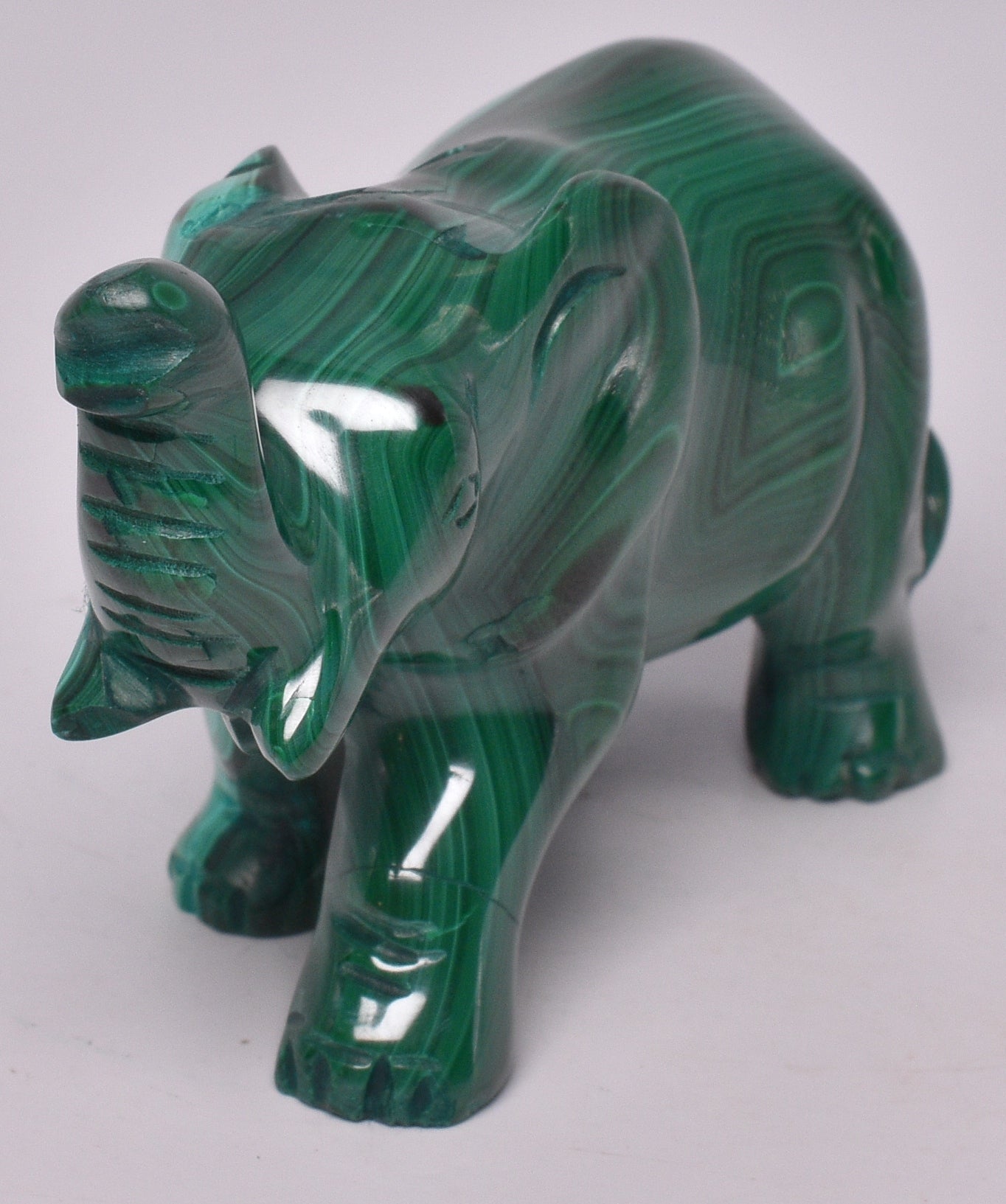 MALACHITE CRYSTAL ELEPHANT CARVING P830