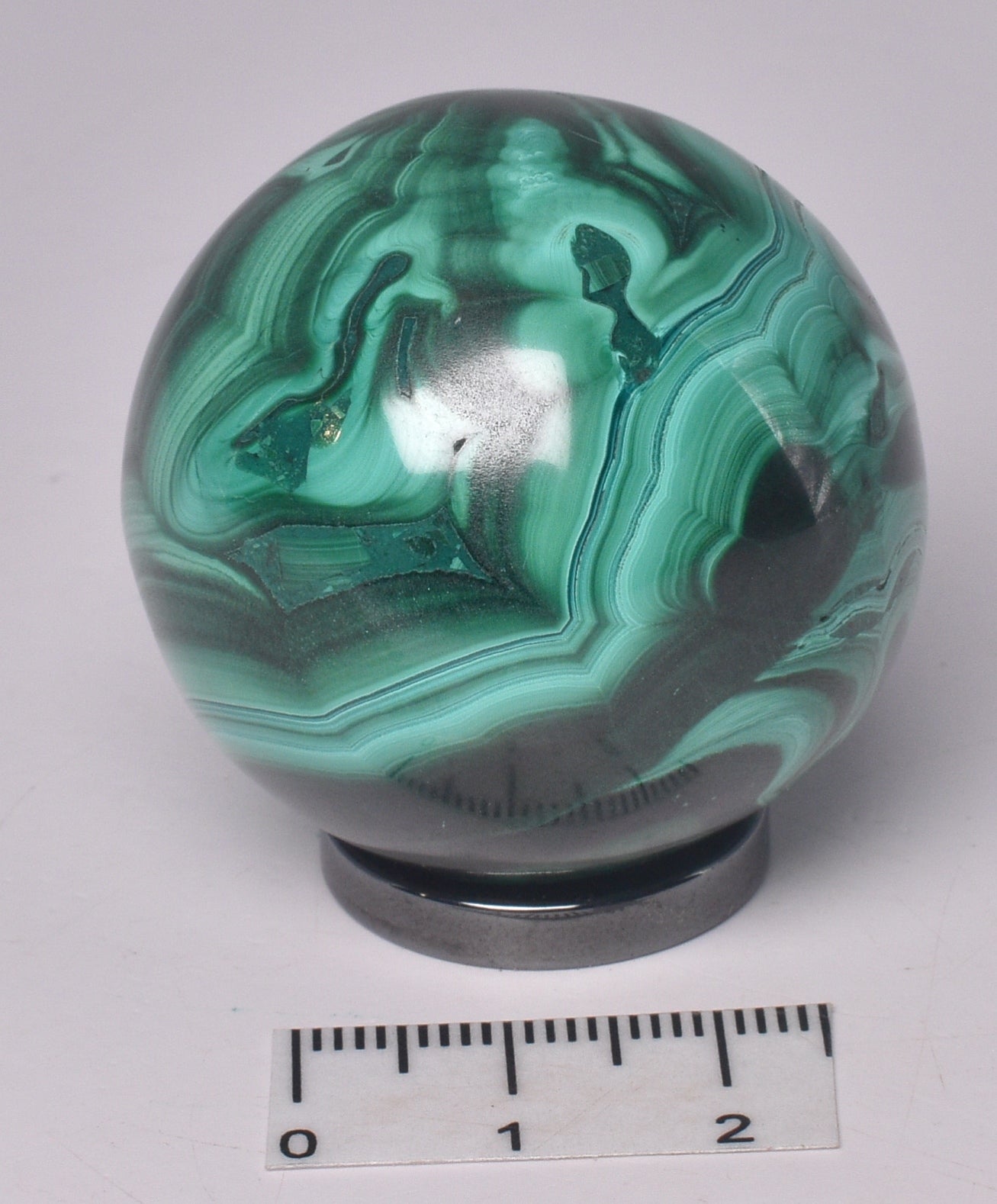 MALACHITE CRYSTAL SPHERE P584