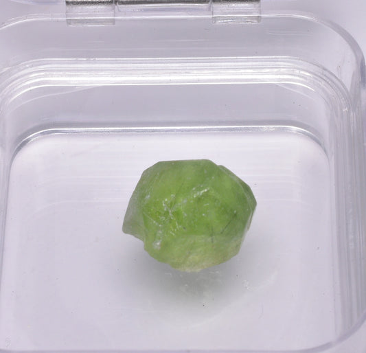 PERIDOT IN RAW FORM P1047